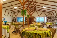 Hotel Hotu Matua by EI - Pools