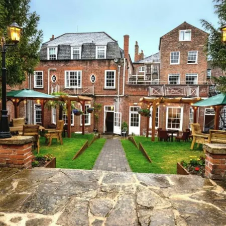 The Chequers Hotel