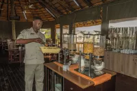 Tlou Safari Lodge - breakfast