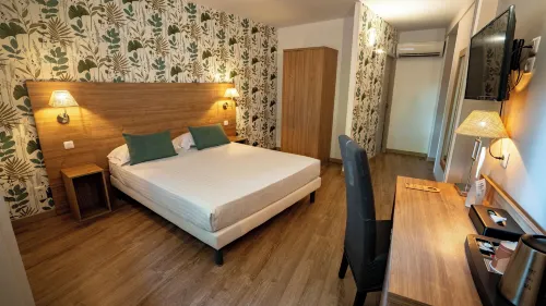 The Originals Boutique, le Grand Hôtel Molière, Pézenas - Nouto- ja jättöpalvelut