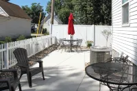 The Hide Out - a Family Getaway in Columbus - 2-Star
