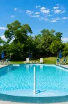 Circle Hotel Fairfield - parking