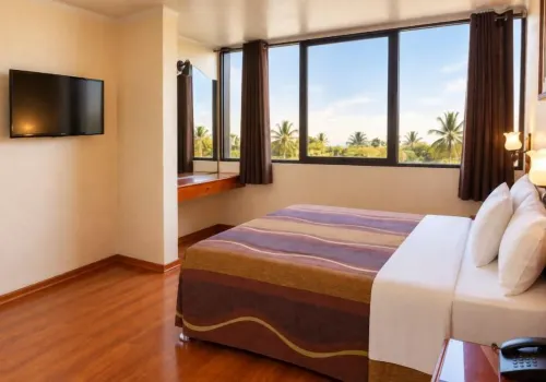 Holiday Suites - 3-Star