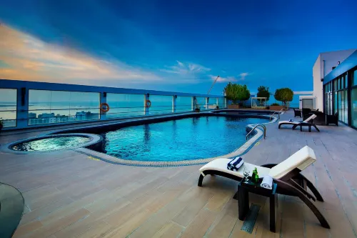 Nordic Palace and Spa - Pools