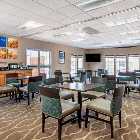 Comfort Inn & Suites
