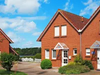 Kleine Möwe Hotels in Grossefehn