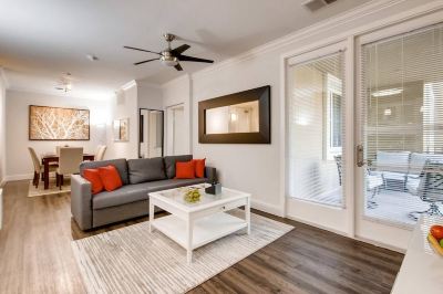 Other #1 Location - Fast Wifi - Work Area - 2Br/2.5 Bath - Free Parking (FV1) Photo