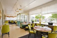 Hotel Seegarten Lindau - breakfast