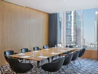 Aleph Doha Residences, Curio Collection by Hilton Các khách sạn gần Nhà thờ Hồi giáo Katara