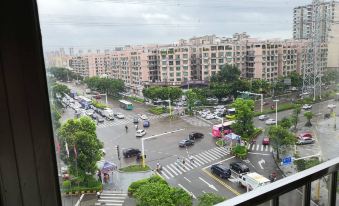 Tianyi International Hotel (Zhongshan Tanzhou Commercial Center)