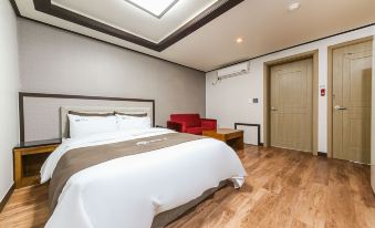 Gochang Hotel Moyangseong