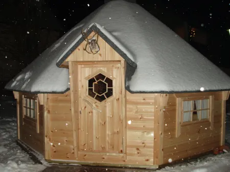 Landhotel Seerose Отели в г. Вайсенбург-Гунценхаузен