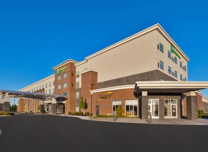 Holiday Inn & Suites Toledo Southwest - Perrysburg