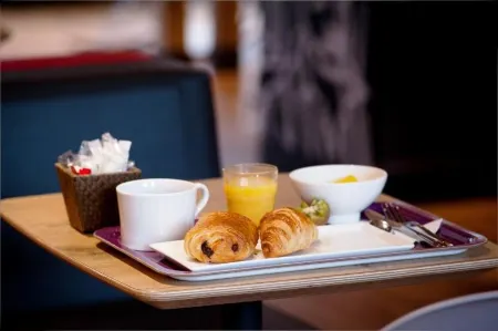 Ibis Agen Centre Отели в г. Мадайан