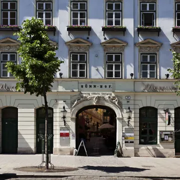 Mercure Grand Hotel Biedermeier Wien Hotels near City Park