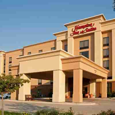 Hampton Inn & Suites Bloomington-Normal Hotel Exterior