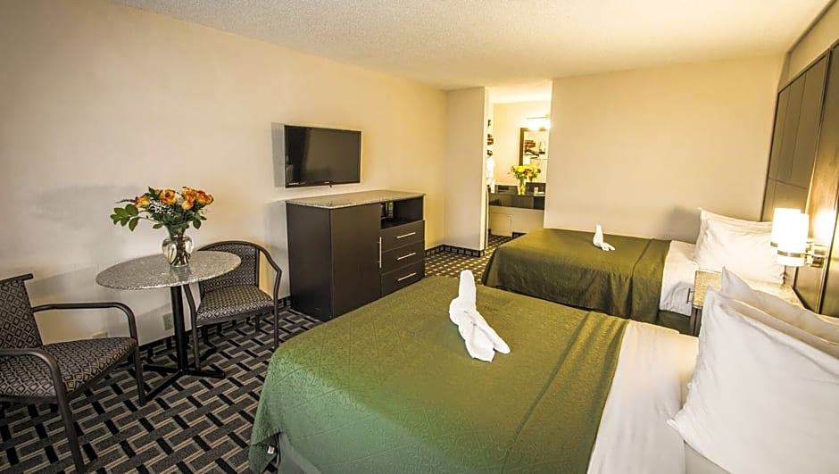 Quality Inn & Suites Sebring North at Sun 'N Lake