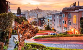 Motel 6 San Francisco, CA – Lombard Street