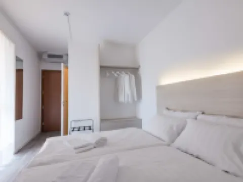 Hotel Internazionale Luino ルイノのホテル