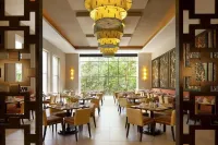 The Fives Beach Hotel & Residences - Airport Shuttle