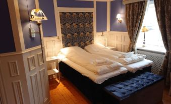 Garvaregården Hotel , B&B Och Café