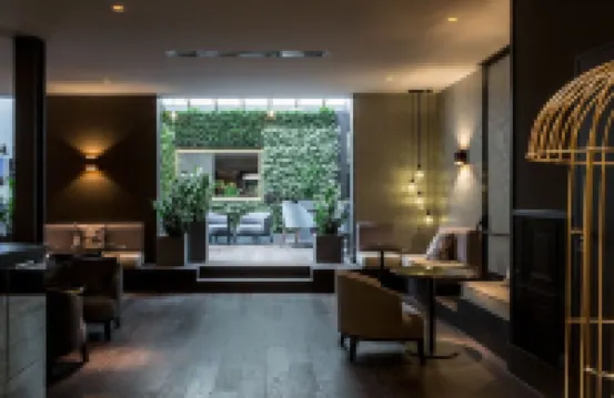 Le Parisis - Paris Tour Eiffel