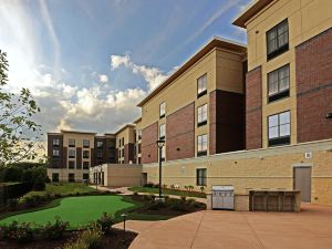 Homewood Suites by Hilton Cincinnati Mason