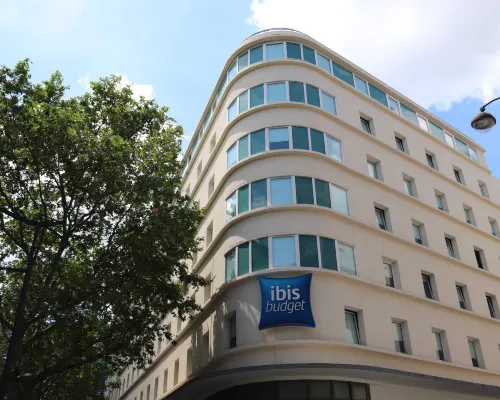 إيبيس بدجيت باريس لا فيليت 19ايمي Hotels near الحي التاسع عشر - بوت - شومونت - لا فيليت