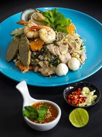 รูปภาพของโรงแรมมนตรีภูเก็ต