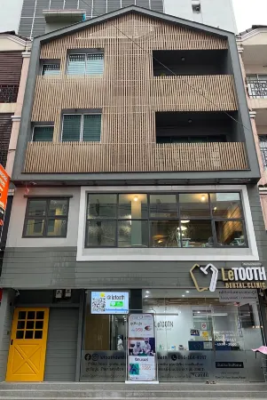 Grasshopper Bed and Cafe Отели рядом с достопримечательностью «CP All Academy»