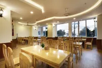 Glory Hotel Hoteles en Nha Trang