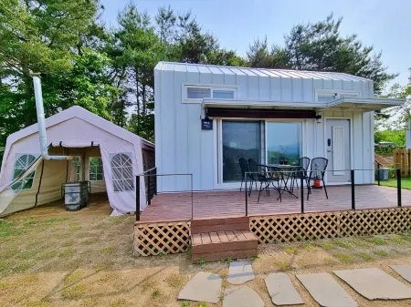 Yeongju Baetaegine House Pension Отели в г. Йонджу