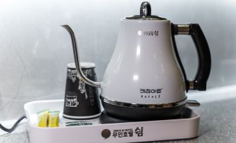 2. 쉼 무인호텔..