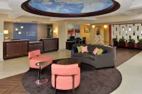 Holiday Inn Express & Suites Tampa Airport