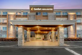 Comfort Inn & Suites Tigard Near Washington Square