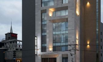 Browndot Hotel Guseo - Housity