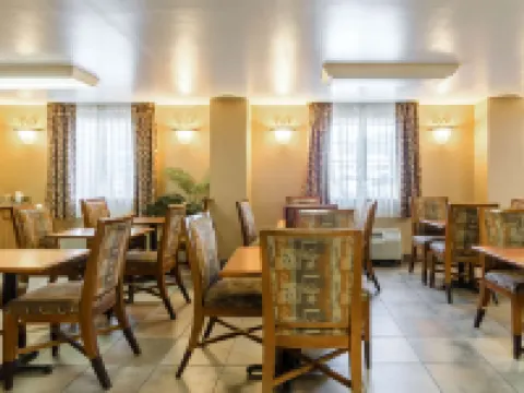 Quality Inn Chicopee-Springfield チコピーのホテル