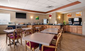 Quality Inn & Suites New Castle