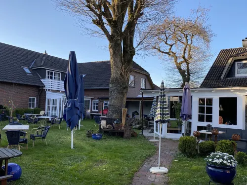 Schumacher's Landhaus Hotels in Zetel