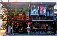 The b Ranong Trend Hotel - bar