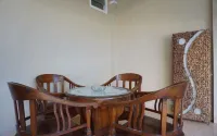 Penginapan Triple A Homestay 2 Hotel di Jagabaya III