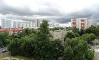 Inndays on Polotskaya 25