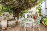 Casa Dos Lunas