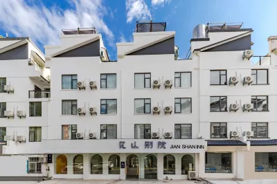 Jian Shan Inn Hotel di 