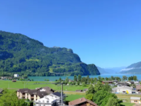 Brienz Sunset Hotels in Brienz
