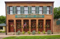Farmers Guest House Hotels in East Galena Township