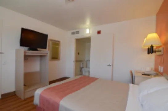 Motel 6 Indio, CA - Palm Springs