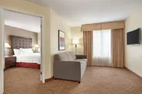 Homewood Suites by Hilton - Oakland Waterfront فنادق في أوكلاند