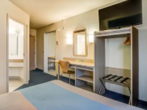 Days Inn by Wyndham Stony Plain Hotels in Stony Plain