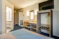 Days Inn by Wyndham Stony Plain Hotels in Stony Plain